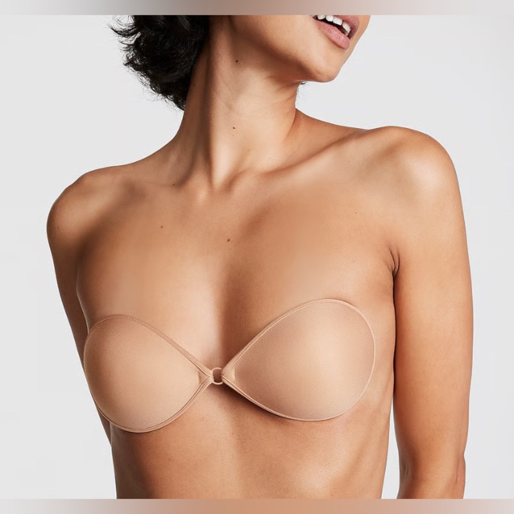 Victoria’s Secret Pink Backless Strapless Bra Nude color Size D/DD New Open Box